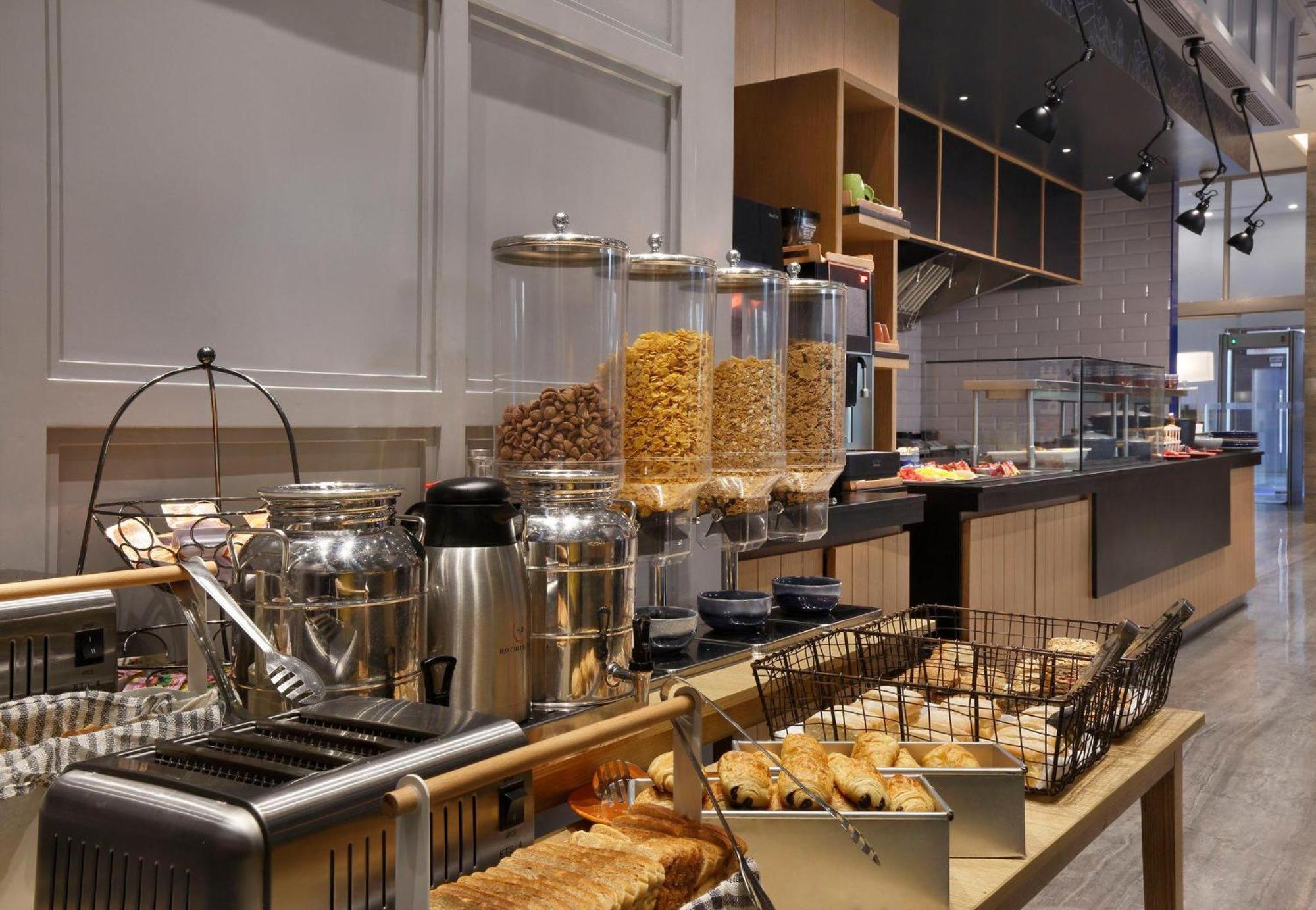 Holiday Inn Express Greater Noida Knowledge Park By Ihg المظهر الخارجي الصورة